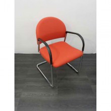 UnknownVergaderstoelRoodChroom