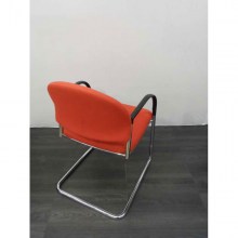 UnknownVergaderstoelRoodChroom_2